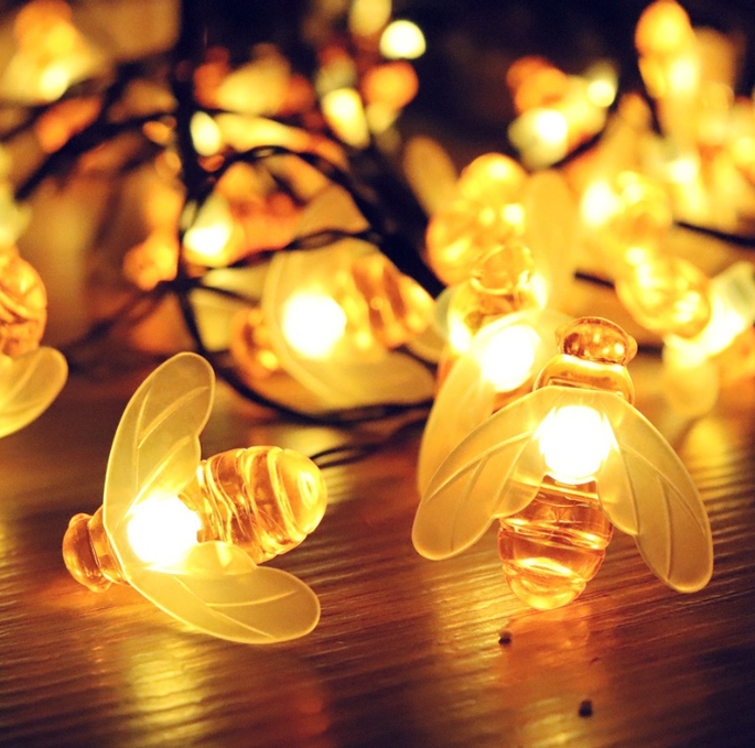 1739985565217 Guirnalda Luces Solar Abeja